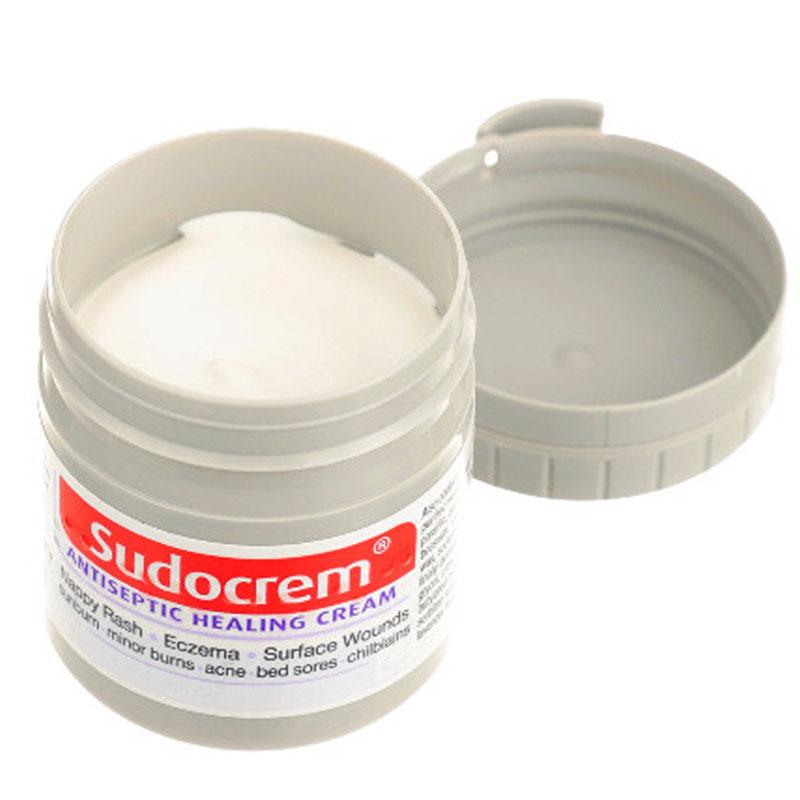 بافت سفید و کرمی سودوکرم روی پوست