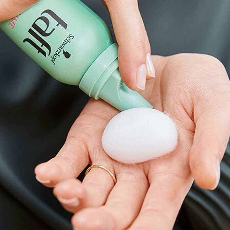 نمای نزدیک موس مو تافت