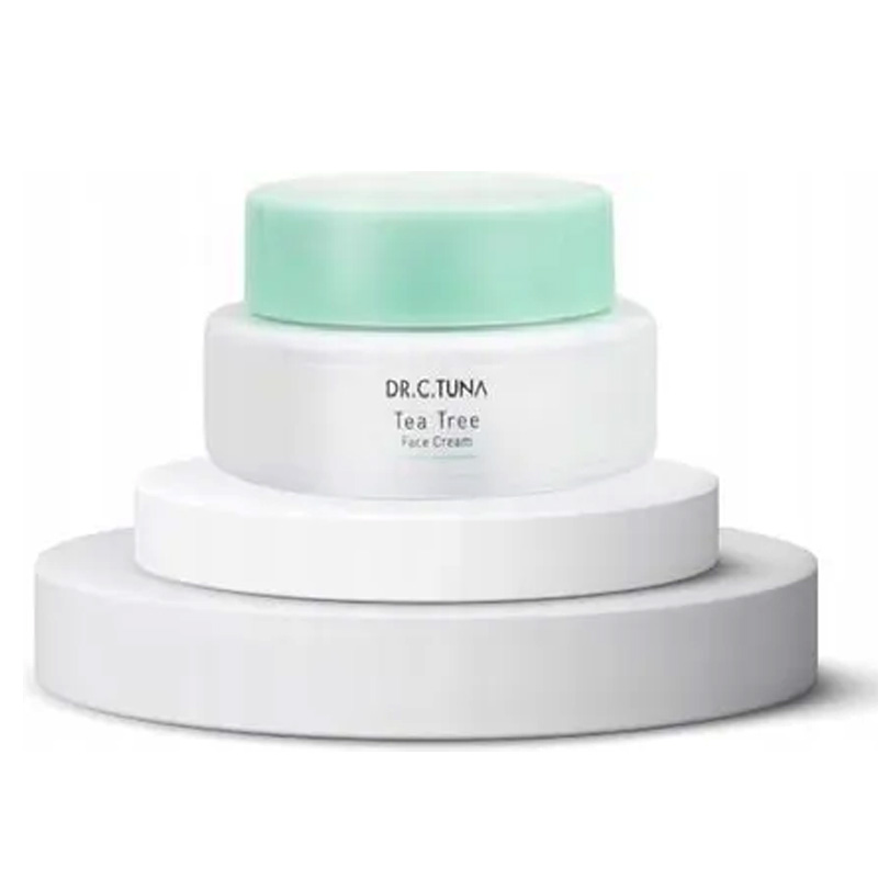 ترکیبات طبیعی کرم مانند روغن درخت چای و آویشن