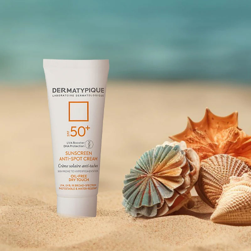 کاهش لک‌های پوستی با کرم ضد آفتاب درماتیپیک