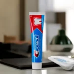 خمیر دندان کرست Cavity Protection Extra Fresh در محیط خانه